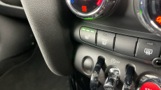 MINI Hatchback 1.5 Cooper Classic 3dr Auto Petrol Hatchback